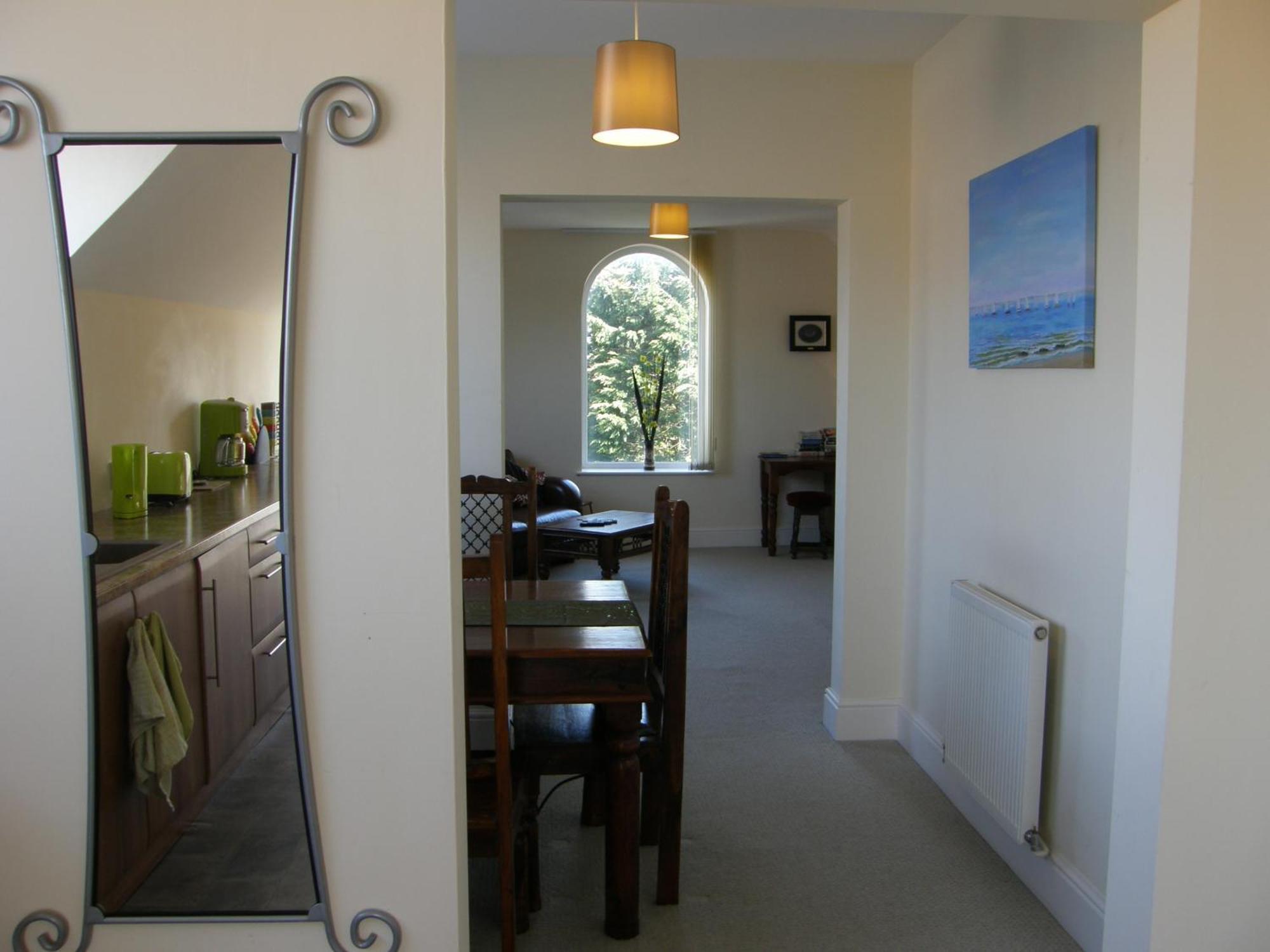 The Shelbourne Apartment Southport Exterior photo