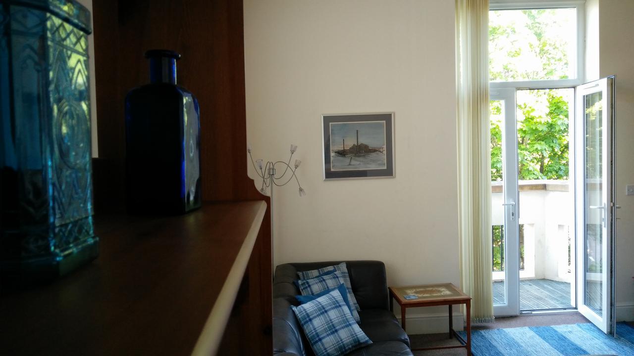 The Shelbourne Apartment Southport Exterior photo